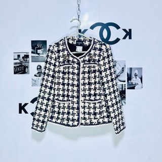 Chanel tweed blazer