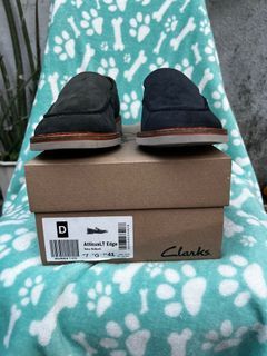 Clarks loafer