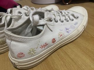 Converse shoes (original)