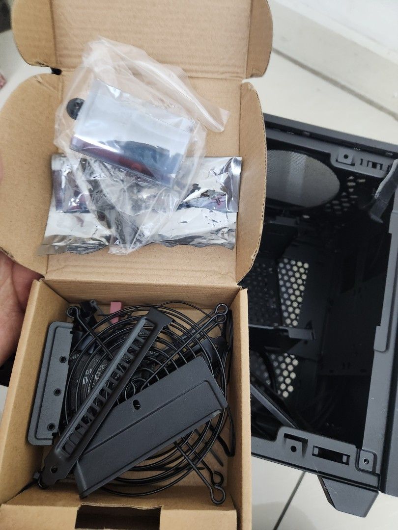 Cooler Master NR200 with atx psu bracket. Fullbox, Computers & Tech
