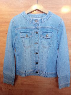 (Category: ) located in . Submitted by thriftytrunk (Listing ID 1302288953, Image 1). Description: .