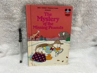 Disney 's World of Reading The Mystery of the Missing Peanuts