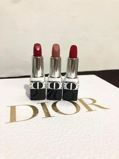 First pic dior available