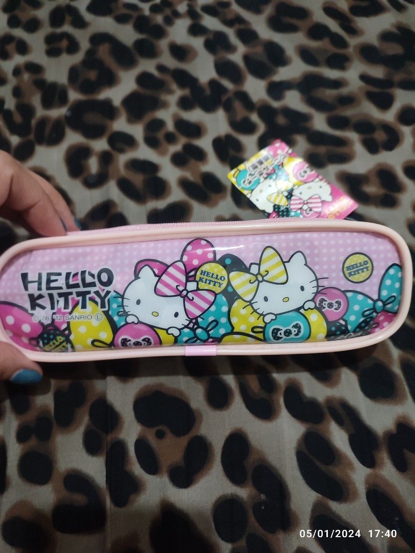 Hello kittypencil pouch, coinspurse,bag charm's (Category: Purses & Pouches) located in Manila. Submitted by kittybabe198524 (Listing ID 1302354259, Image 3). Description: BUY NOW PAY NOW PAYMENTS FIRST PRIORITY Sanrio license Japan set only.