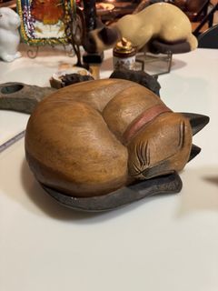 Huge hand carved wooden sleeping, curled up cat Vintage condition