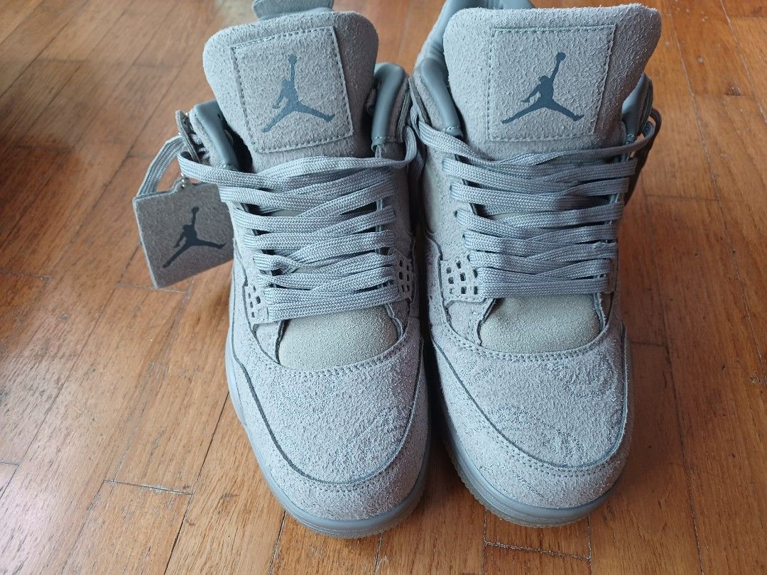 J4 x kaws shop