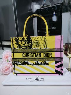 (Category: ) located in . Submitted by esrpreloved (Listing ID 1302294932, Image 1). Description: .