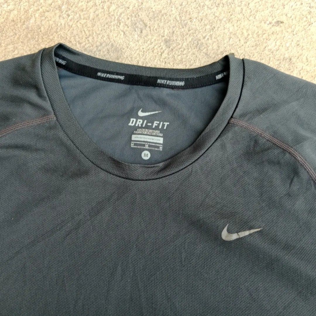 Kaos Nike x adidas x puma