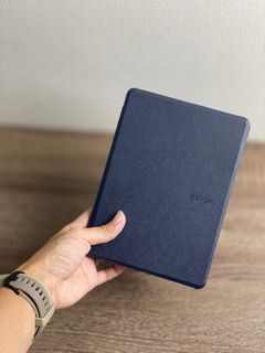 Kindle Paperwhite 5 / 11th Gen Case Navy Blue