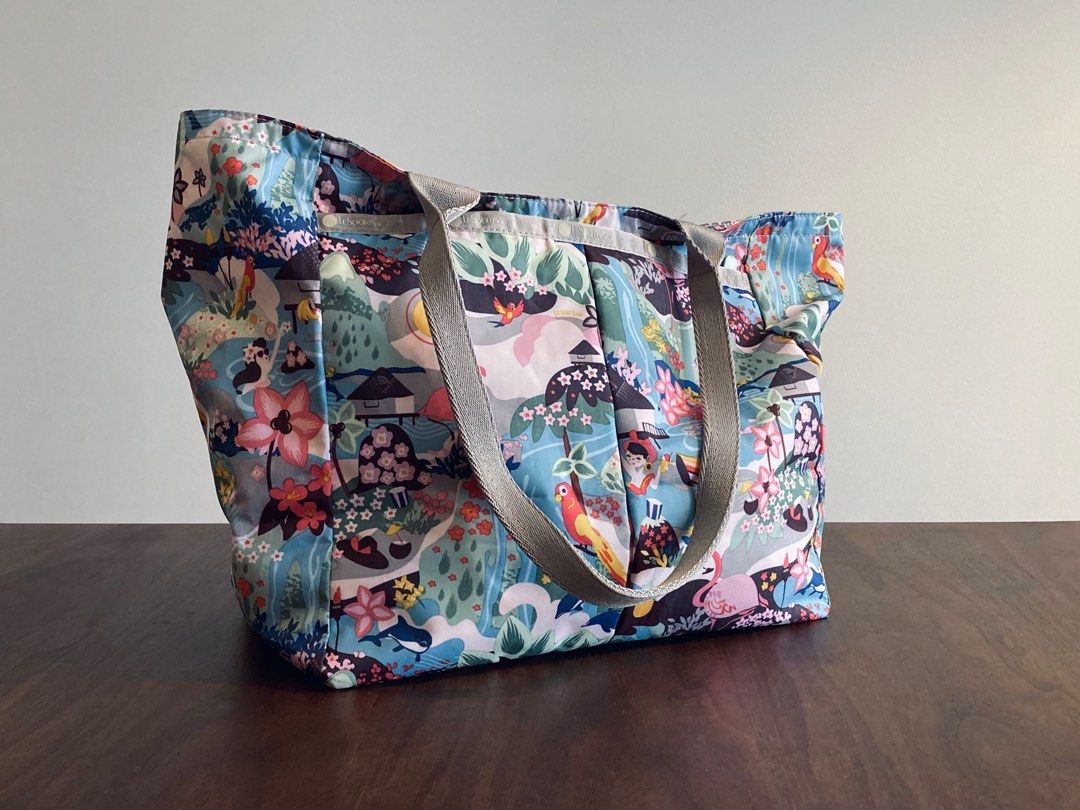 Lesportsac shoulder bag shop