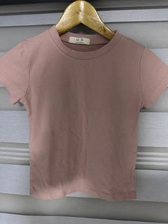 (Category: ) located in . Submitted by shopwithloveee13 (Listing ID 1302303677, Image 1). Description: .