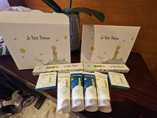 全新小王子兒童適用旅行洗澡套裝little prince travel shower kids kit pack牙刷牙膏沐浴露洗髮露肥皂tooth brush tooth paste shower gel shampoo64184465714179110