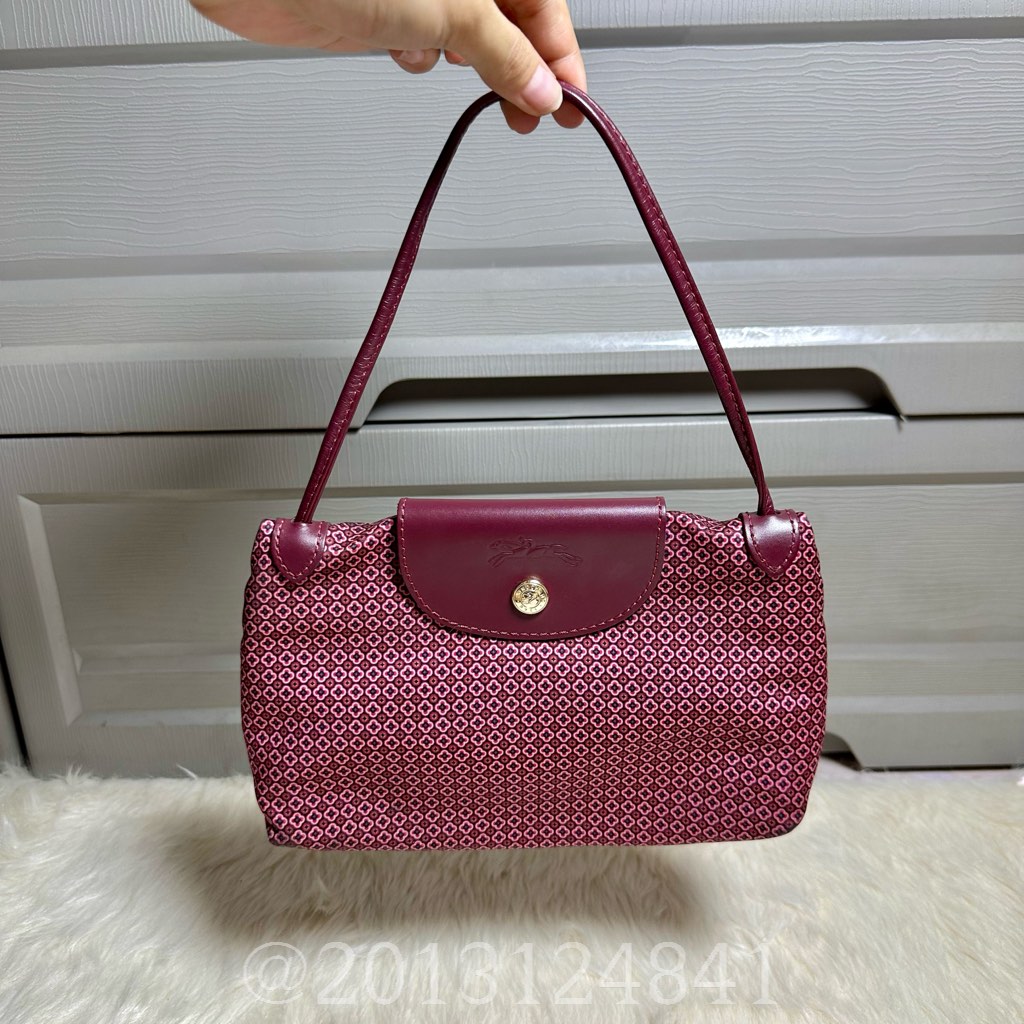 LONGCHAMP Le Pliage Crossbody Bag Original Women s Fashion Bags Wallets Cross body Bags on Carousell