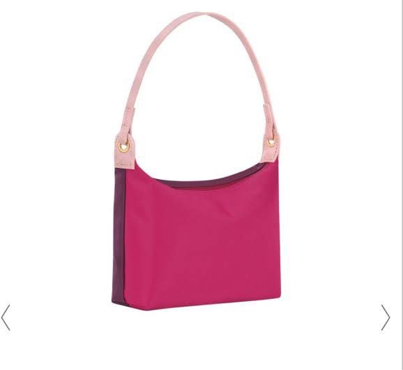Longchamp Le Pliage Re-Play shoulder bag (Category: Luxury Bags & Wallets) located in San Juan City. Submitted by kendallxx (Listing ID 1302309521, Image 1). Description: - used once only - in perfect condition! - got this for 7k - can send pics to serious buyers only .