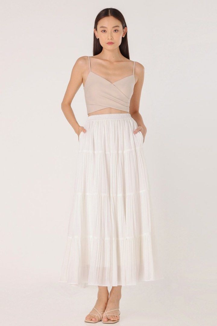 White sunniest pleated skirt petite