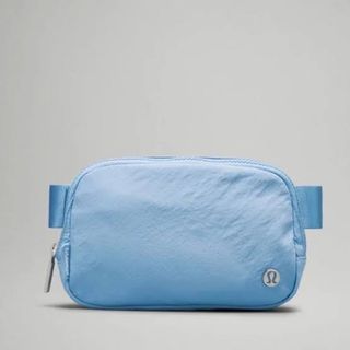 Lululemon Everywhere Belt Bag | Aero Blue