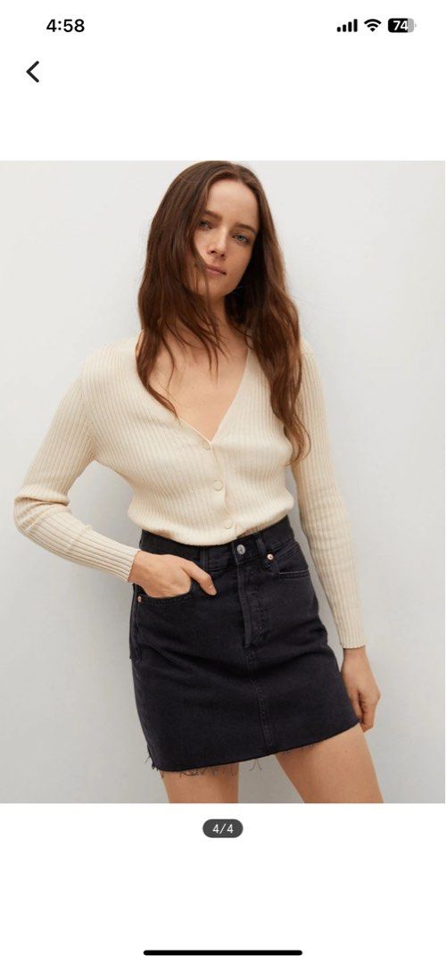 Mango denim skirt with frayed hem (Category: Skirts) located in Talisay. Submitted by lechawisk (Listing ID 1302295602, Image 3). Description: Like new Used once or twice .