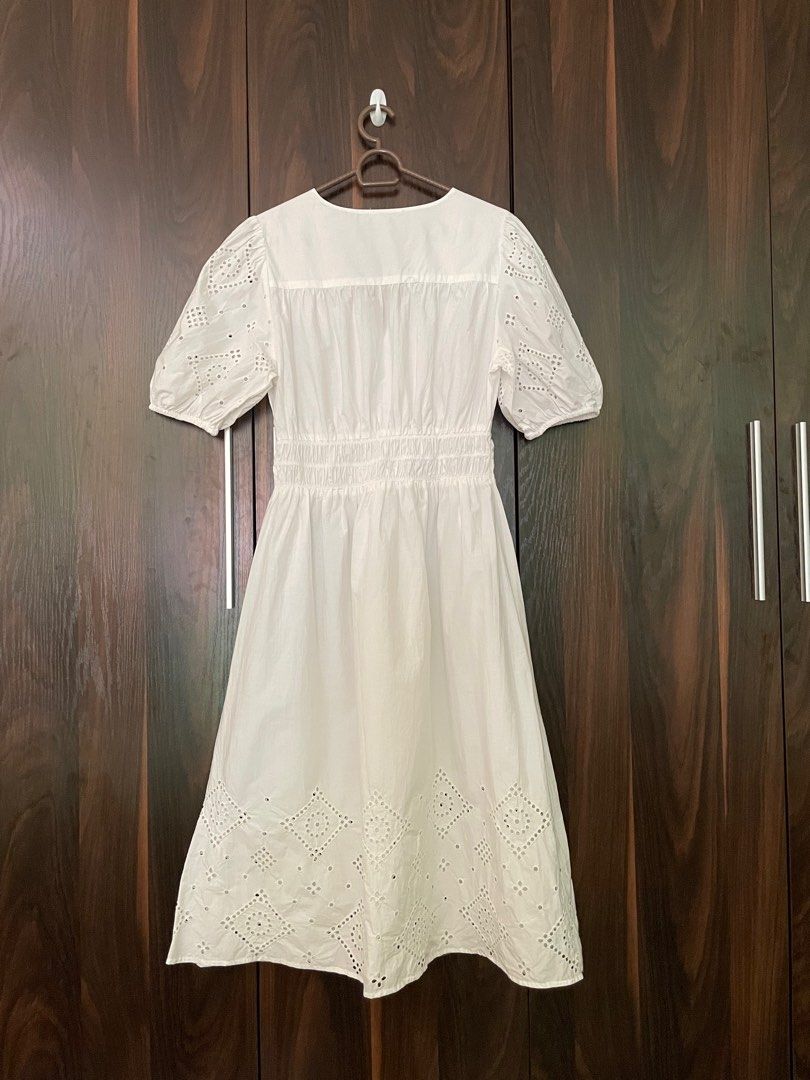 sachin and babi light blue dress Mango BLOGGER FAVE!!! MANGO V-Neck Embroidered Maxi Dress