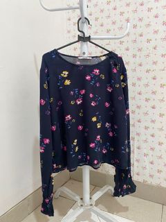 (Kategori: ) berada di . Dikirim oleh scroll.closet (ID iklan 1302348662, Gambar 1). Deskripsi: .
