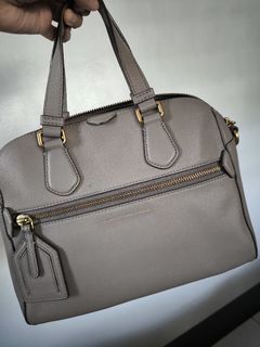 Marc Jacobs sling leather bag