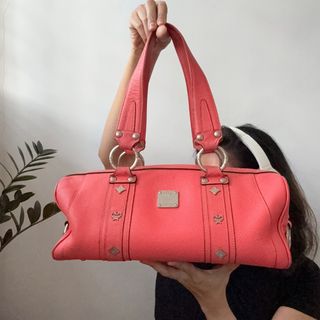 (Kategori: ) berada di . Dikirim oleh declutterwithcoco (ID iklan 1302380790, Gambar 1). Deskripsi: .