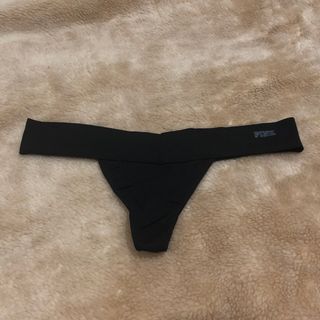 NWOT Victoria’s Secret Seamless Thong Panty