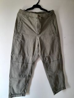 Old  Navy Army Green Cargo Pants