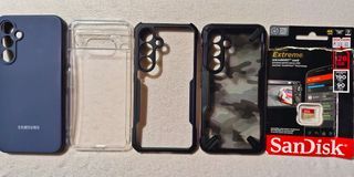 ORIGINAL CASES AND SANDISK EXTREME SD CARD