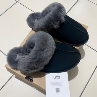 Original UGG Scuffette Slippers Slides with box