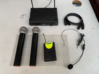 Pro Stax Dual Wireless Microphone with Single Wireless Lapel/Headworn