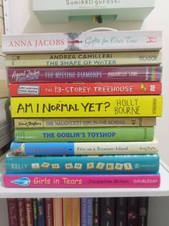 Random Books Bundle 📚 Holly Bourne, Enid Blyton, Jacqueline Wilson and more!