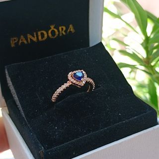 Rosegold heart elevated ring blue stone in Rosegold all sizes available