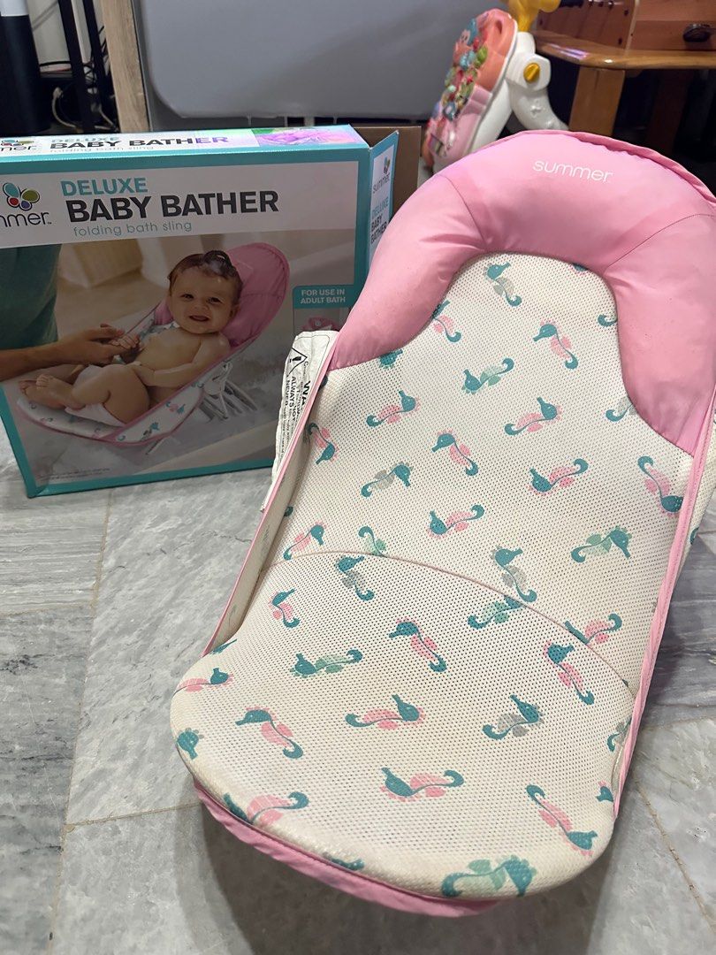 Summer Deluxe Baby Bather with box (Category: Bathtub & Bath Accessories) located in Lipa City. Submitted by jnlxv87 (Listing ID 1302293378, Image 2). Description: .
