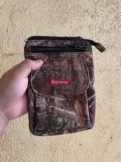 Supreme Shoulder Bag FW19 in Realtree Camo