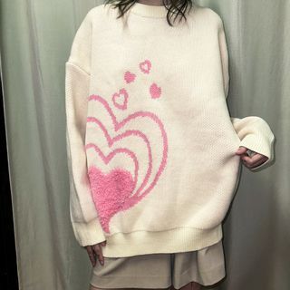 Thick Knitted Heart Sweater / Pullover