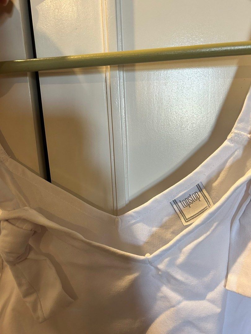 Topstop White Linen Knot Dress (Category: Dresses) located in Quezon City. Submitted by gsassy (Listing ID 1302332617, Image 2). Description: Size S-M.