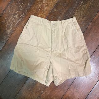 Uniqlo brown shorts
