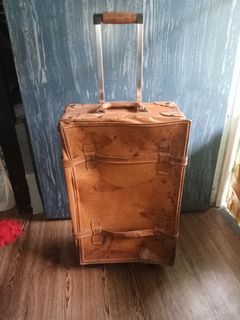 Vintage leather/luggage