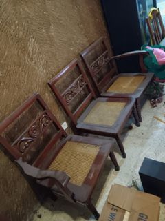 Wooden chair set of 5