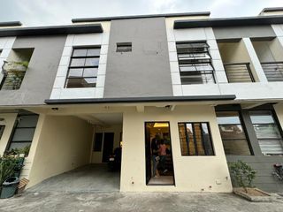 3 Bedrooms - Townhouse FOR SALE near S&R Congressional Quezon City