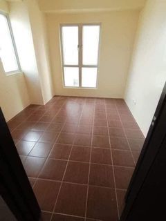 3BEDROOM CONDO IN PASIG WITH BALCONY NEAR BGC RENT TO OWN 25K/MONTH 5%DP LIPAT AGAD