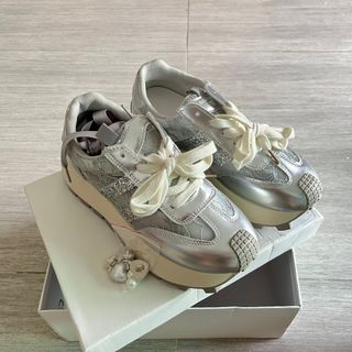 （分類：）位於 。 由 claudia_______ 提交（商品編號 1302477644，圖片 1）。簡介： 。