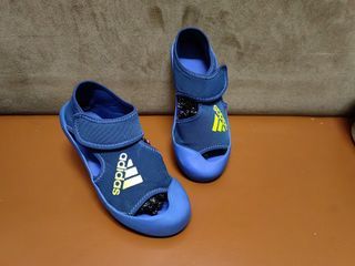 Adidas Sandal / Aqua