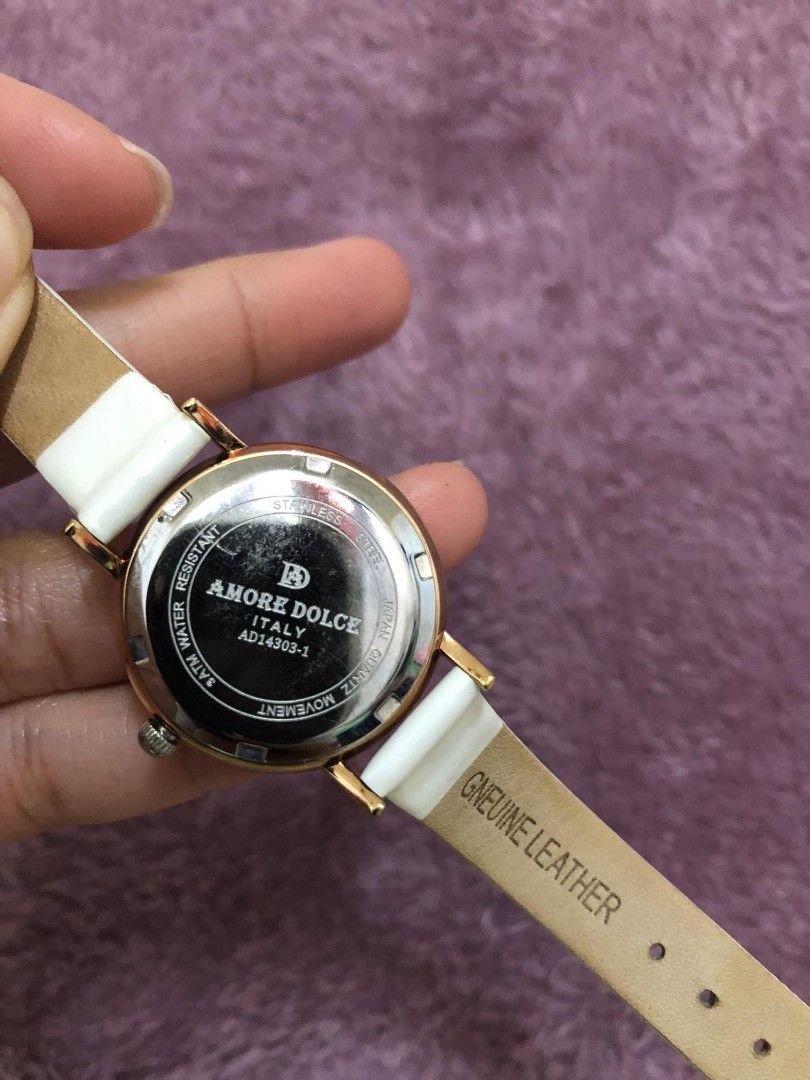 AMORE DOLCE ITALY WATCH (Category: Women's Watches) located in Pantabangan. Submitted by Graciana17 (Listing ID 1302550482, Image 3). Description: Japan movement Purchased from JAPAN Mother of pearl dial Diamonds 💎 ♦️ 🔹️.