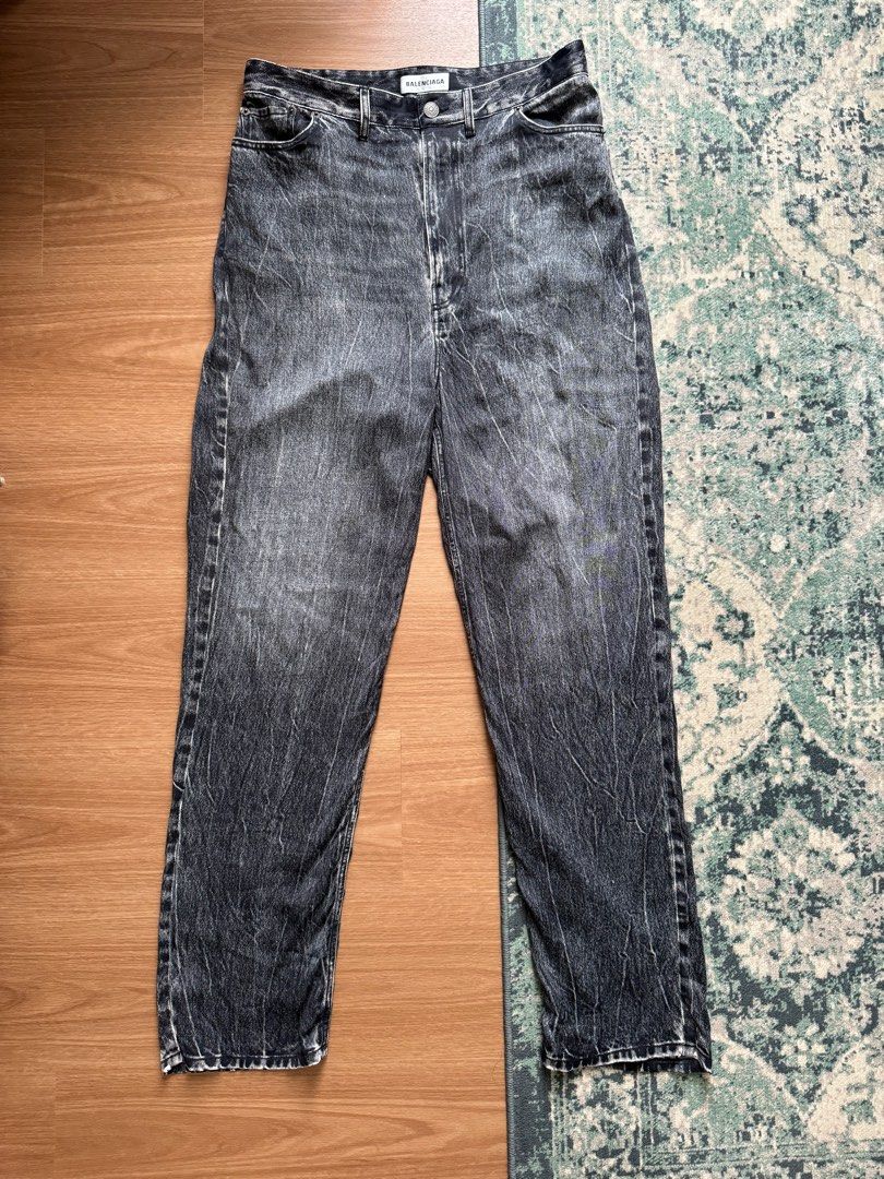 Balenciaga SS20 Trompe L