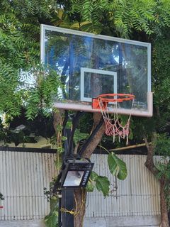 Basketball board and heavy duty movable or fixed stand