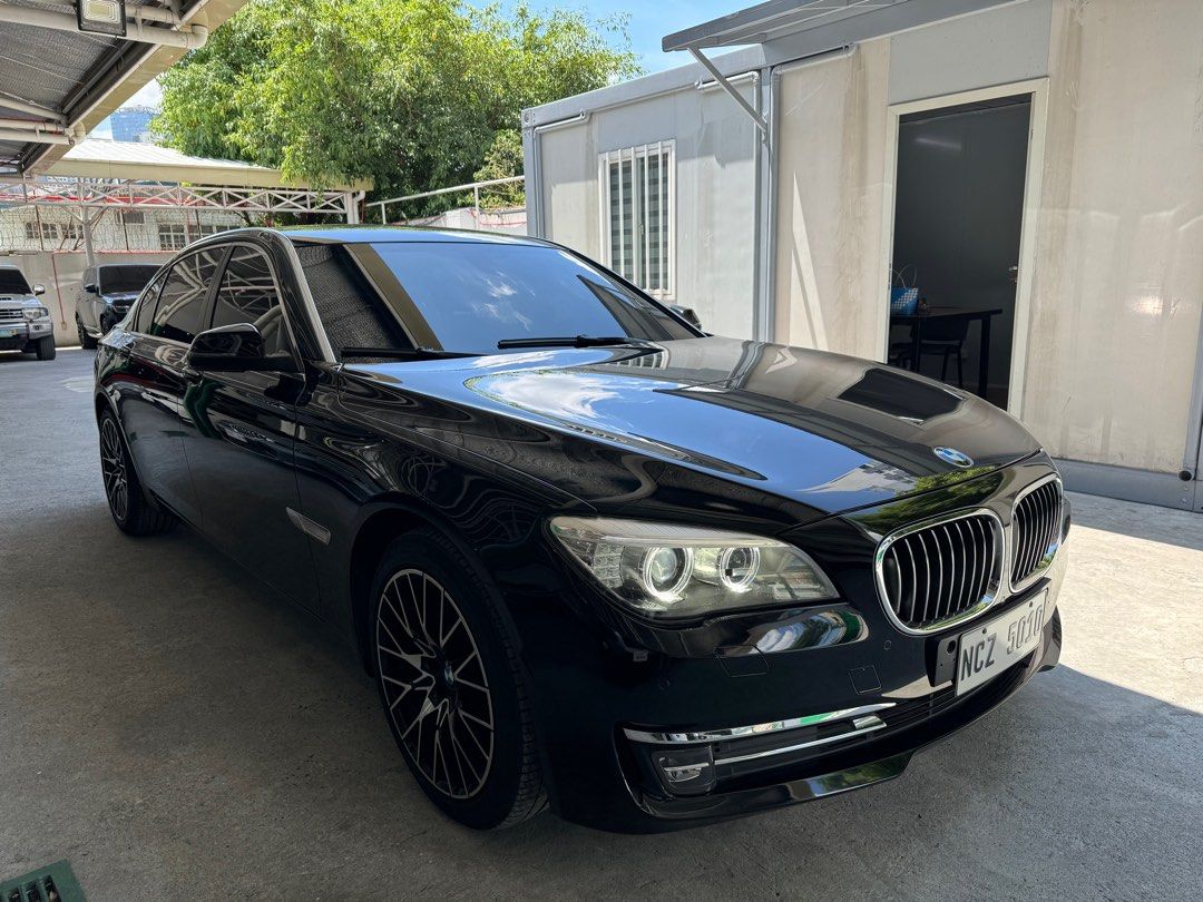 BMW 7 Series 730Li LWB Auto (Category: Used Cars) located in Quezon City. Submitted by vincelf (Listing ID 1302418366, Image 1). Description: 2016 BMW 730Li 2.0Liters Gas Turbo 8-Speed Automatic Transmission Long Wheel Base 258-Horsepower Local Purchased 1st Own, Color Black 27TKM Only, All Original Top Condition with ABS, Curtain Airbags Head Unit + Infotainment Dual AC Climate & Steering Controls Leather Interior, Power Seats Dashcams Smart Key