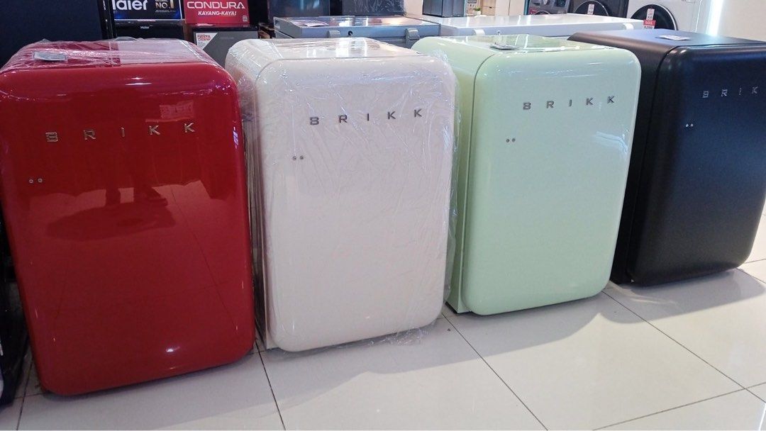 BRIKK PERSONAL REFRIGERATOR (Category: Refrigerators and Freezers) located in Quezon City. Submitted by maryann5721 (Listing ID 1302534753, Image 1). Description: BRIKK PERSONAL REF Free-standing 1 Shelf and half pcs glass shelves, 1 salad drawer, 3 wire retainers on door Controller mechanical Light LED lamp on the controller Cabinet interior plastic Cabinet exterior 1 pc metal Door plastic panel Foot/Castor adjustable feet Retro metal handle BRF