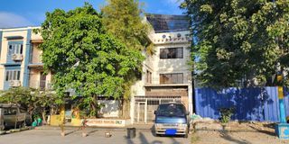 Commercial & Residential Building for Sale in Patio Homes Posadas Ave Sucat Muntinlupa