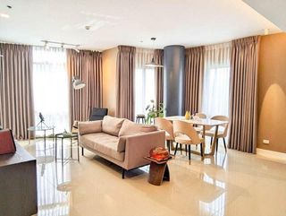 Condo For Sale 1 Bedroom Corner Unit in East Gallery Place BGC Taguig
